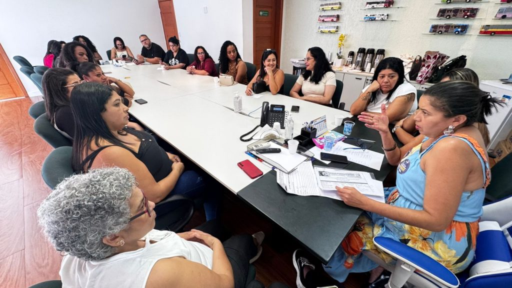 Coordenação das Mulheres avalia trabalho em reunião e prepara organização do Outubro Rosa 2024