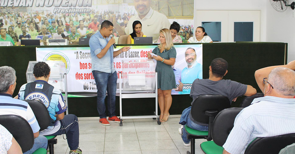 Sorteio da Colônia de Férias de Caraguá